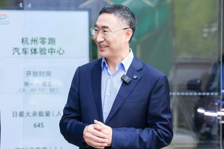 外汇平台exness在量化交易时代，股票理财者该如何应对市场变动？